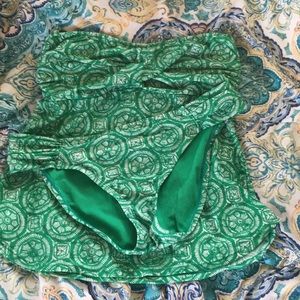 Women’s 2-piece bathing suit